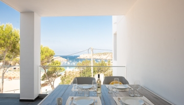 Resa Estates Ibiza te koop appartement Vadella Mar zee zicht terrace views.jpg